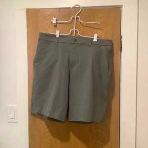 Commission Short 9"